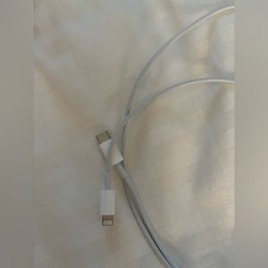 Apple charger lightning to usb c
